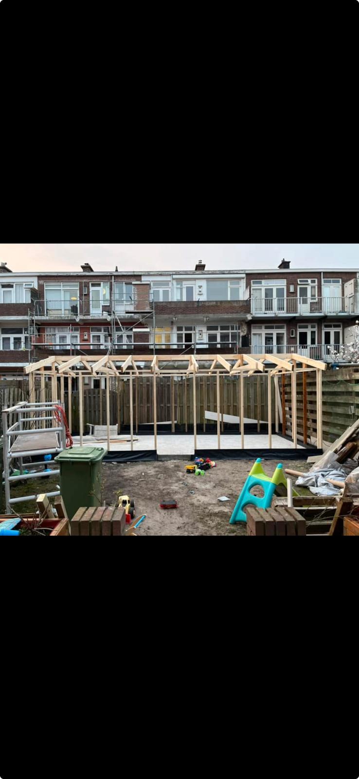 Tuinhuis project in aanbouw
